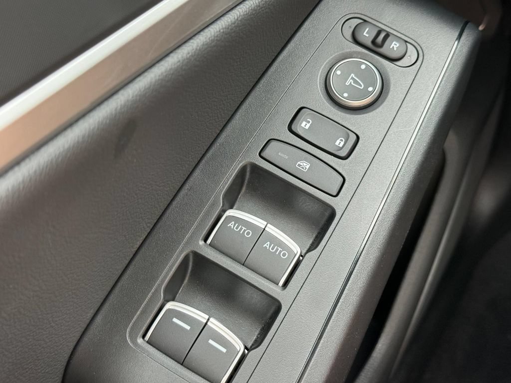 Certified 2024 Acura Integra FWD image 23