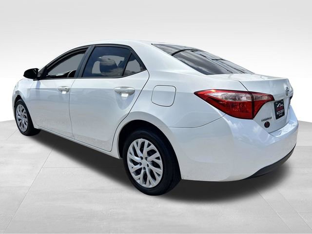 Used 2017 Toyota Corolla LE FWD image 4