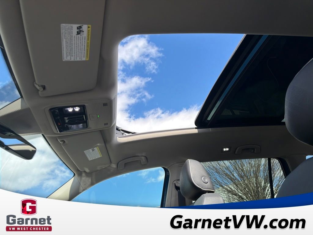 New 2026 Volkswagen Atlas SEL Premium R-Line image 17