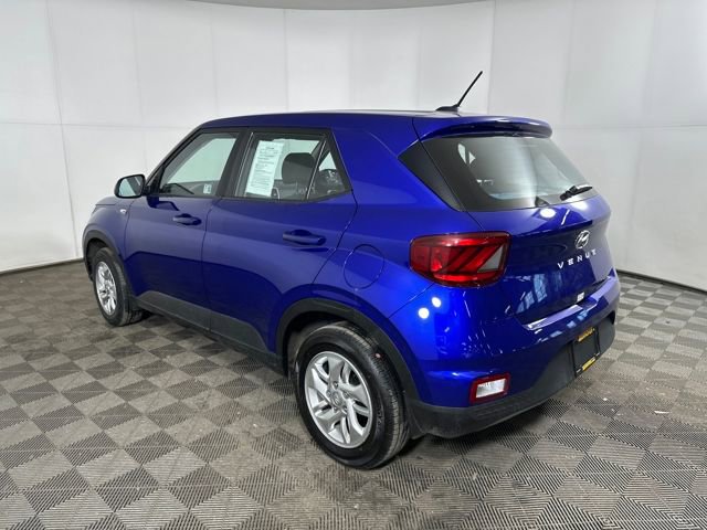 Used 2025 Hyundai Venue SE image 5