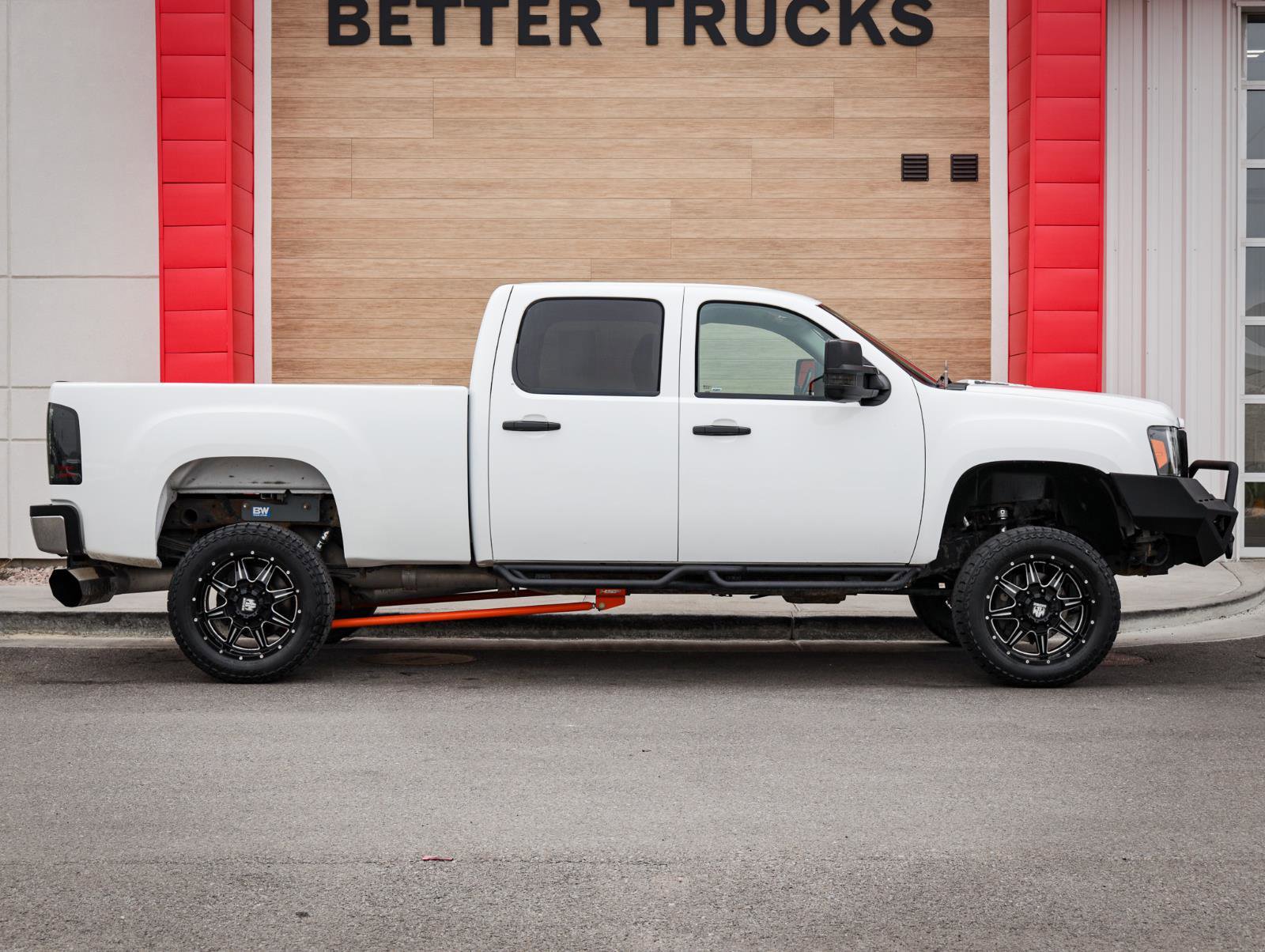 Used 2013 GMC Sierra 2500 SLE w/ SLE Preferred Package image 2
