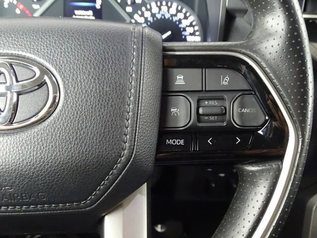 Used 2022 Toyota Tundra SR5 w/ SR5 Convenience Package AWD/4WD image 21