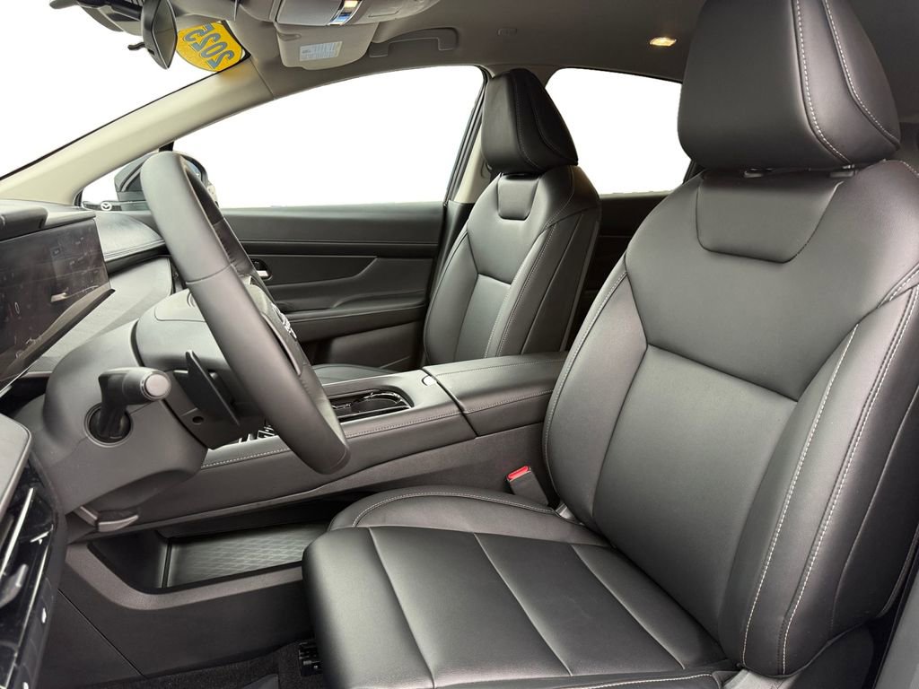 Certified 2025 Nissan Murano SV w/ Cargo Package image 9