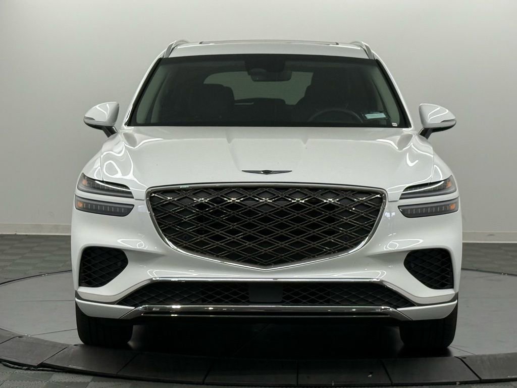Used 2026 Genesis GV70 2.5T Select image 3
