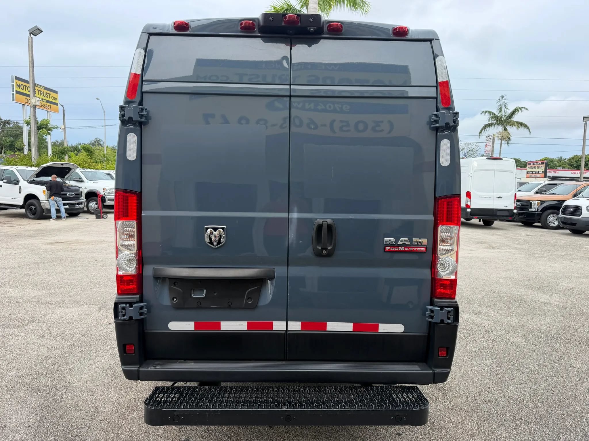 Used 2020 RAM ProMaster 3500 FWD image 4