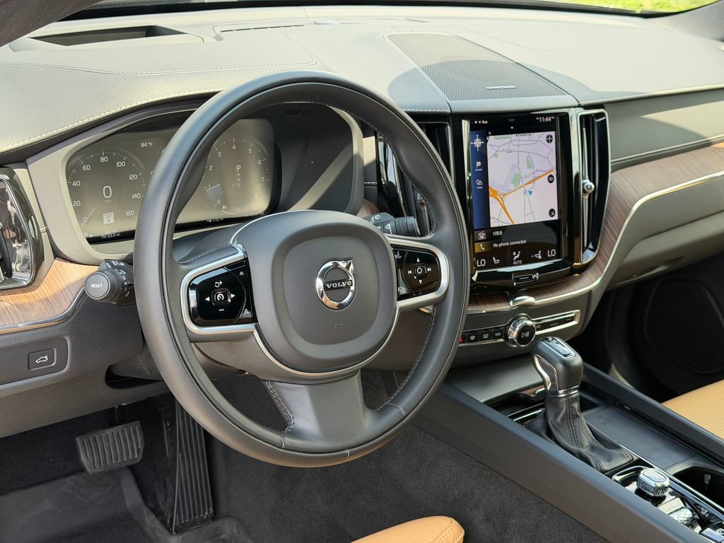 Used 2021 Volvo XC60 T5 Inscription w/ Advanced Package AWD/4WD image 25
