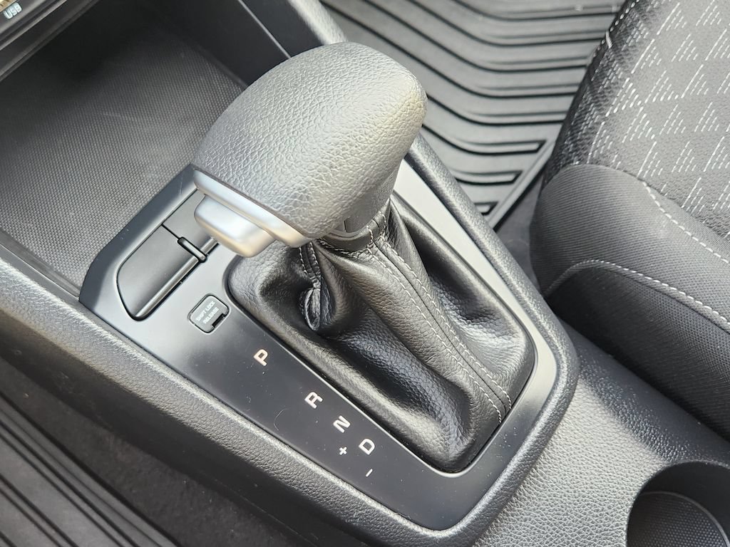 Used 2021 Kia Rio S FWD image 18