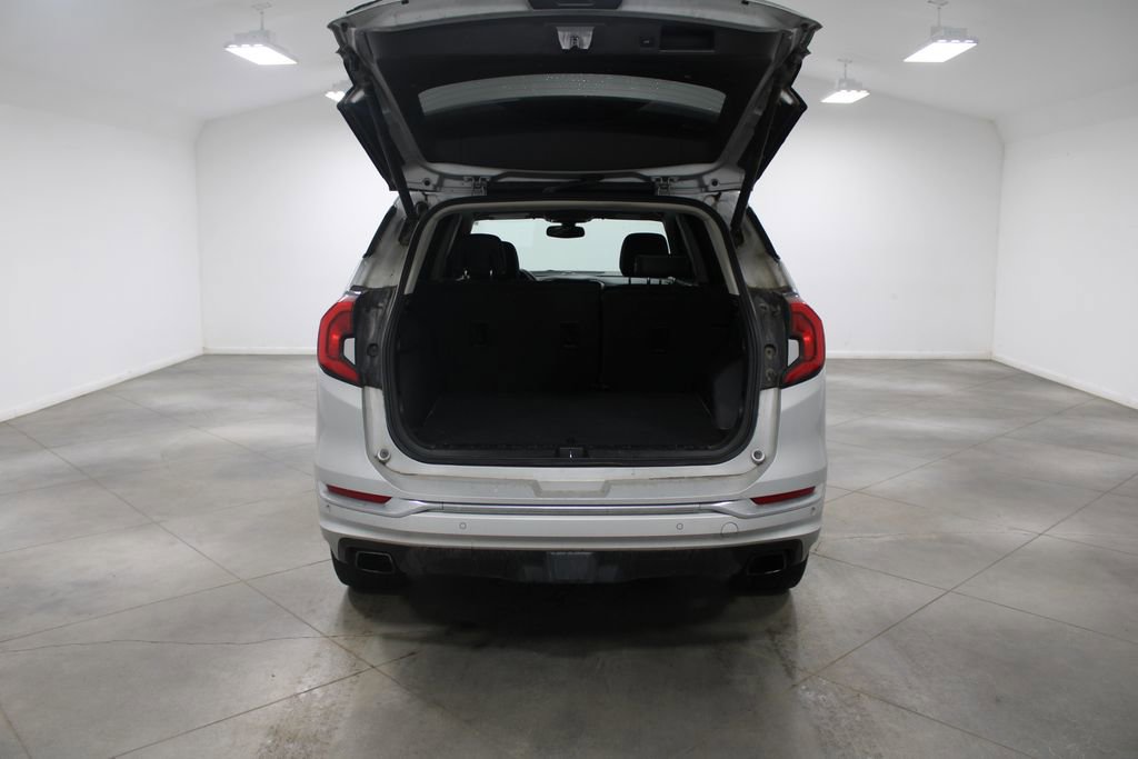 Used 2018 GMC Terrain Denali w/ Comfort Package image 13