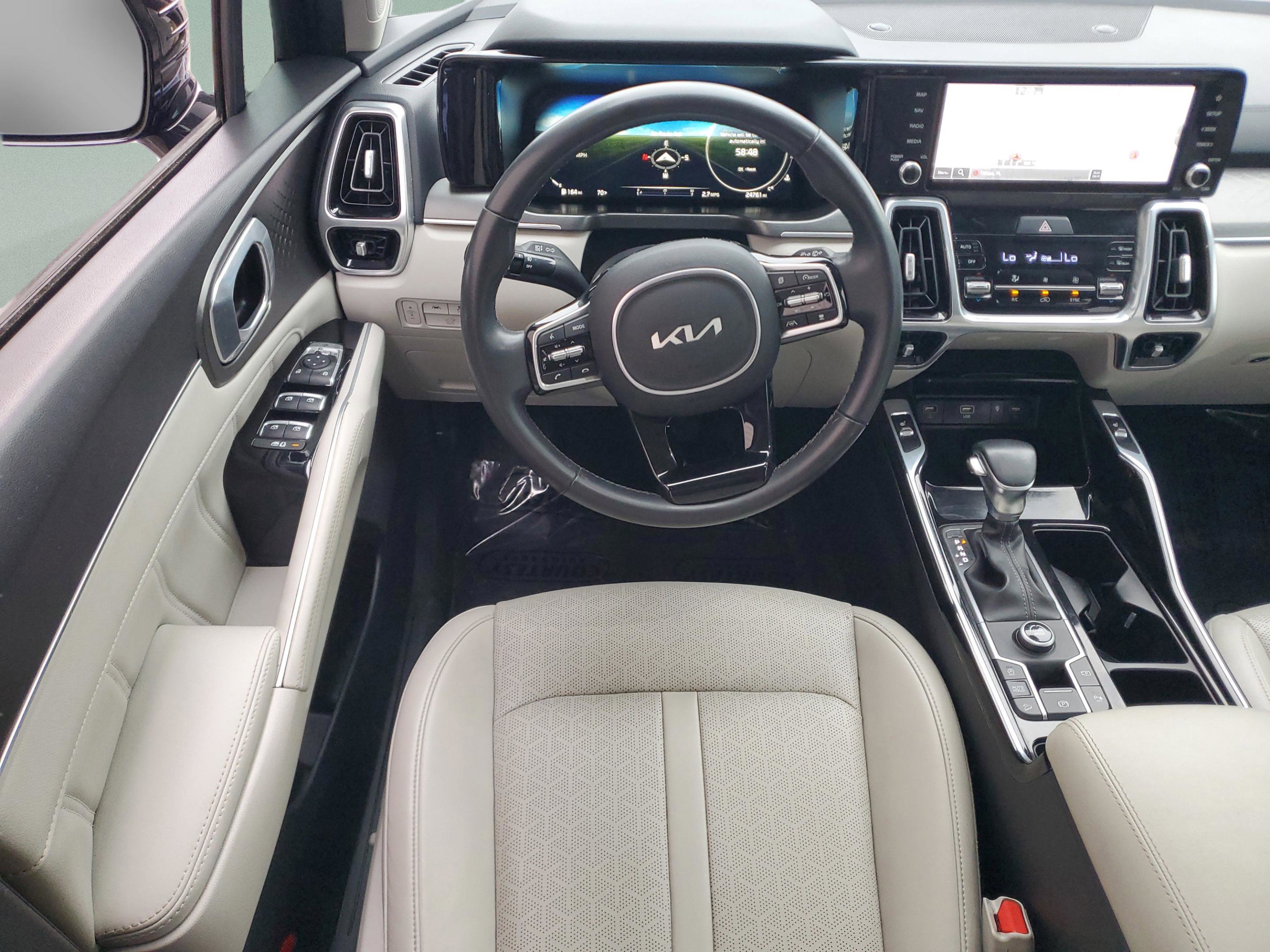 Certified 2023 Kia Sorento SX image 12