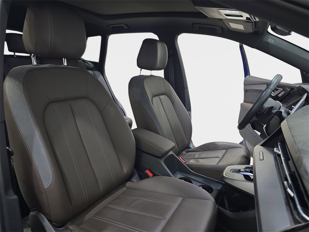 Certified 2023 Audi Q4 e-tron Premium Plus image 12