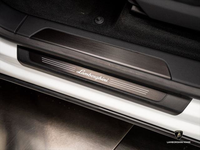 Used 2024 Lamborghini Urus S AWD/4WD image 43