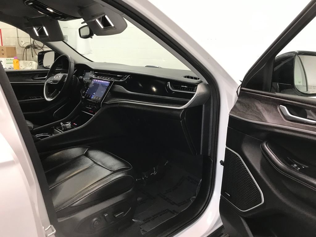 Used 2024 Jeep Grand Cherokee Limited 4xe image 46