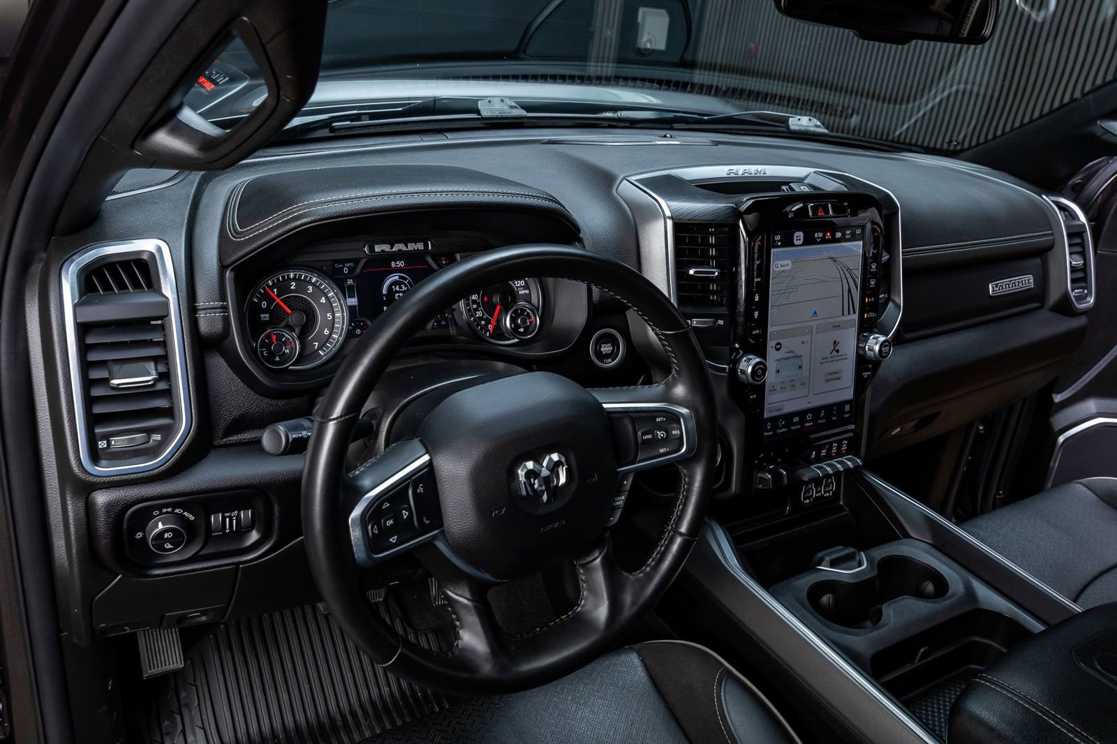 Used 2024 RAM 2500 Laramie w/ Night Edition AWD/4WD image 16