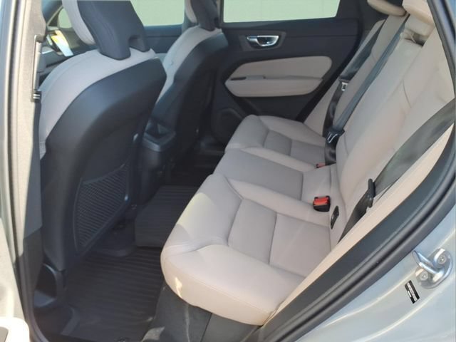 New 2026 Volvo XC60 B5 Plus w/ Protection Package Premier AWD/4WD image 11