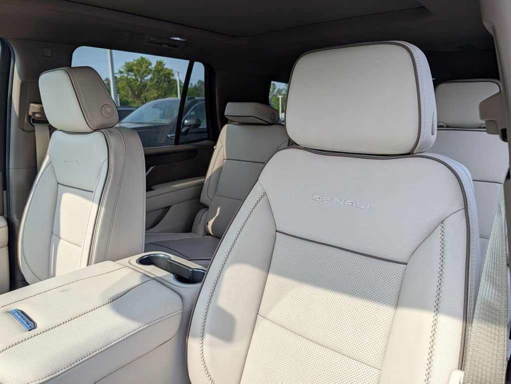 New 2026 GMC Yukon Denali AWD/4WD image 11