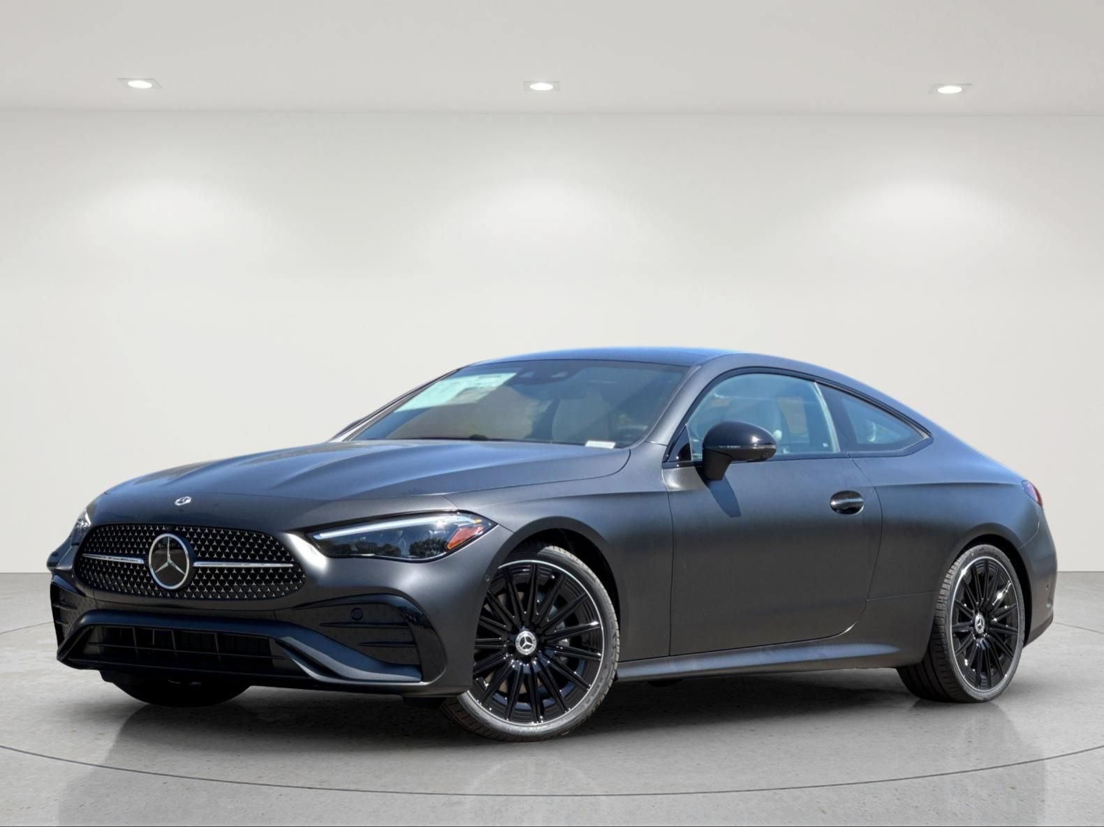 New 2027 Mercedes-Benz CLE 300 4MATIC Coupe image 2