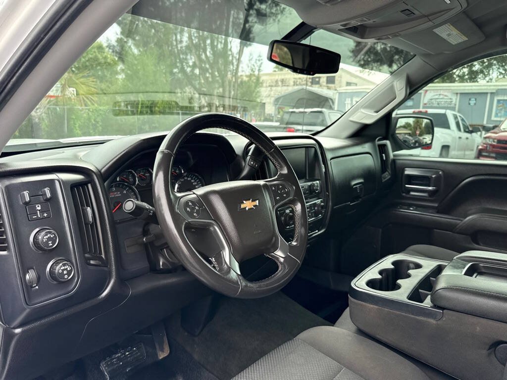 Used 2017 Chevrolet Silverado 1500 LT w/ All Star Edition AWD/4WD image 12