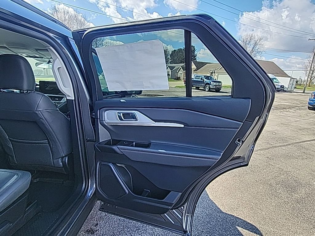 New 2026 Ford Explorer Active w/ Active Comfort Package image 12