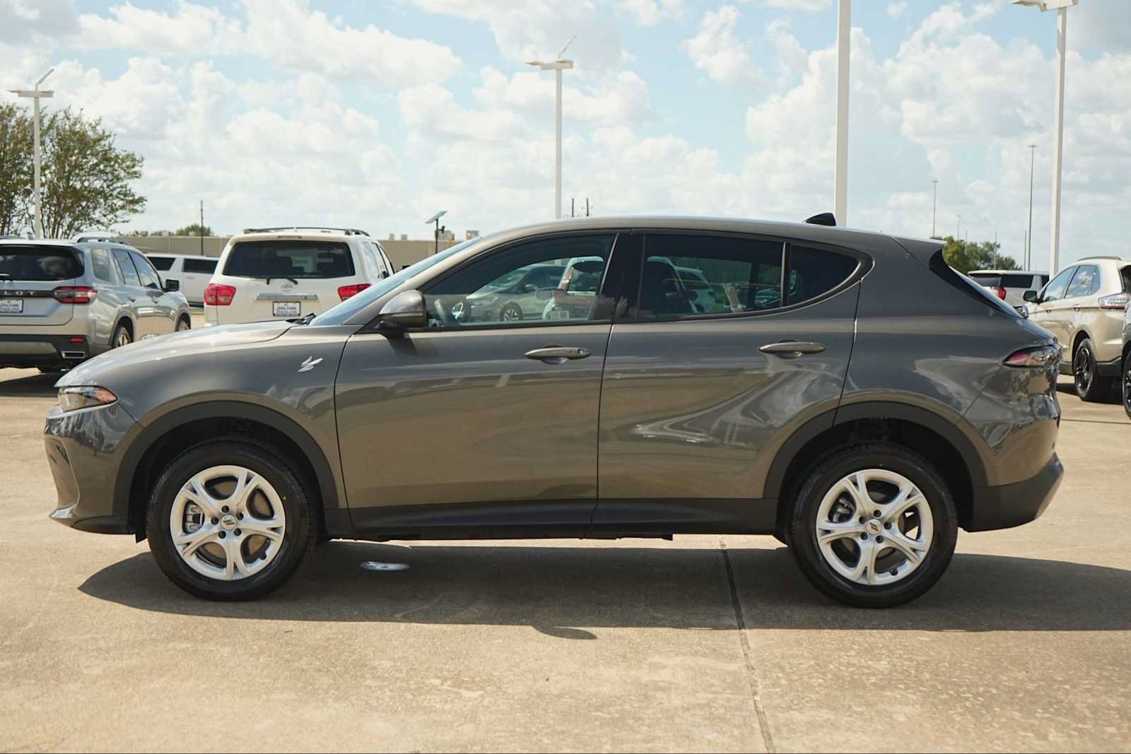 Used 2024 Dodge Hornet GT AWD/4WD image 3