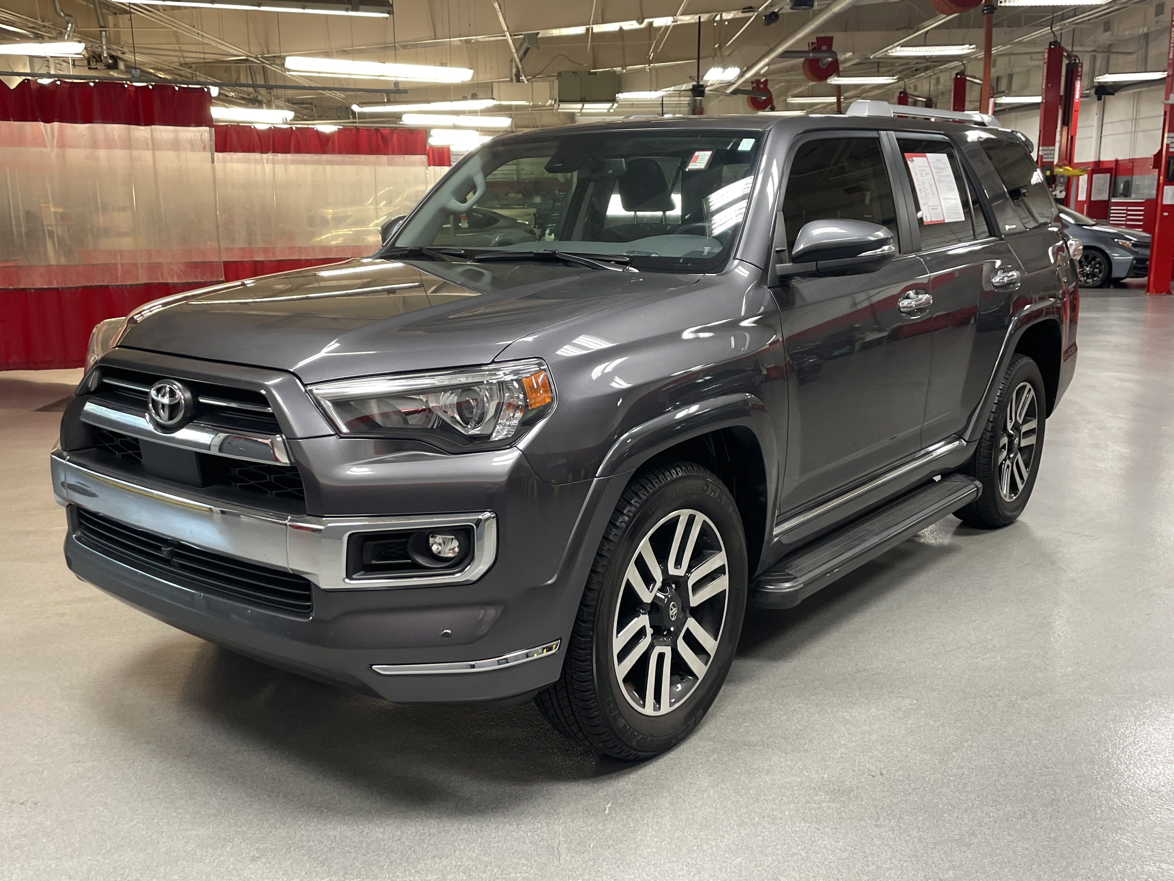 Used 2023 Toyota 4Runner Limited RWD image 5