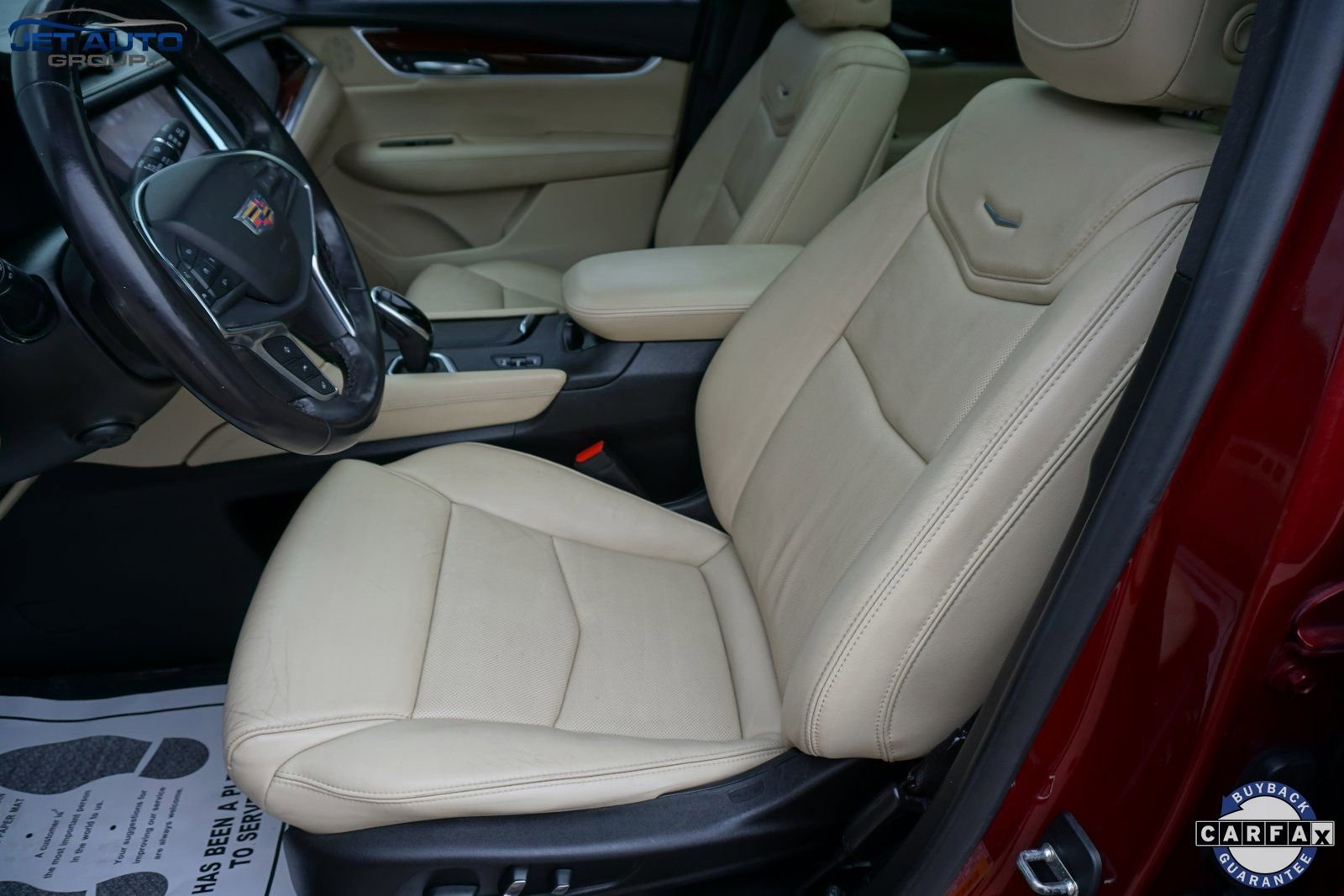 Used 2018 Cadillac XT5 Luxury w/ Driver Awareness Package image 27