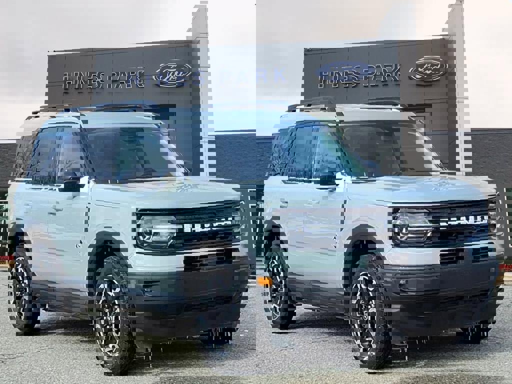 Certified 2023 Ford Bronco Sport Outer Banks w/ Tech Package image 1