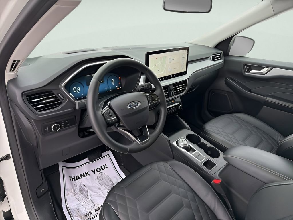 Used 2023 Ford Escape Platinum w/ Premium Technology Package image 21