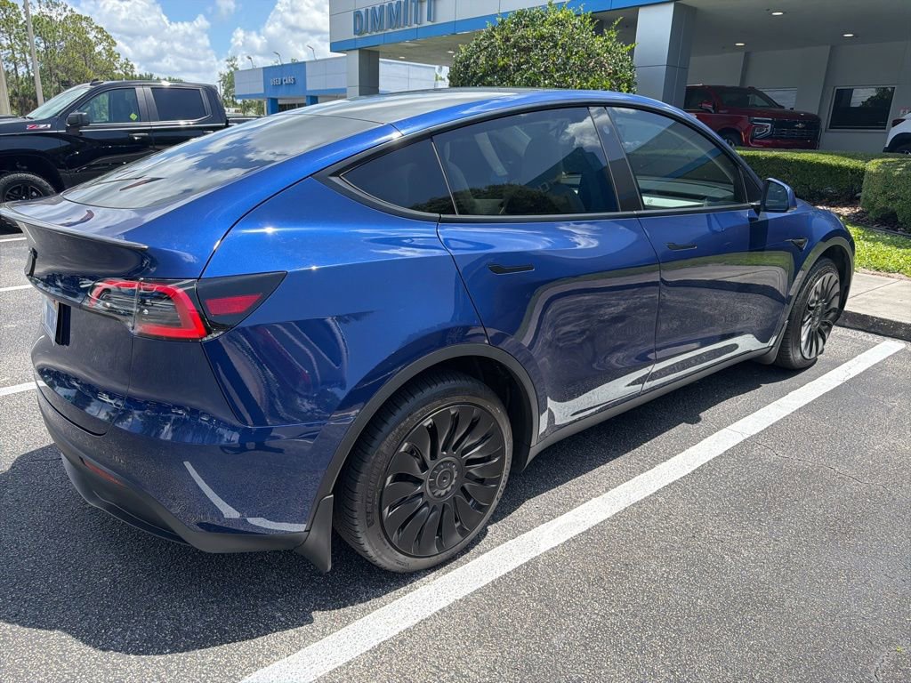 Used 2021 Tesla Model Y Long Range AWD/4WD image 3