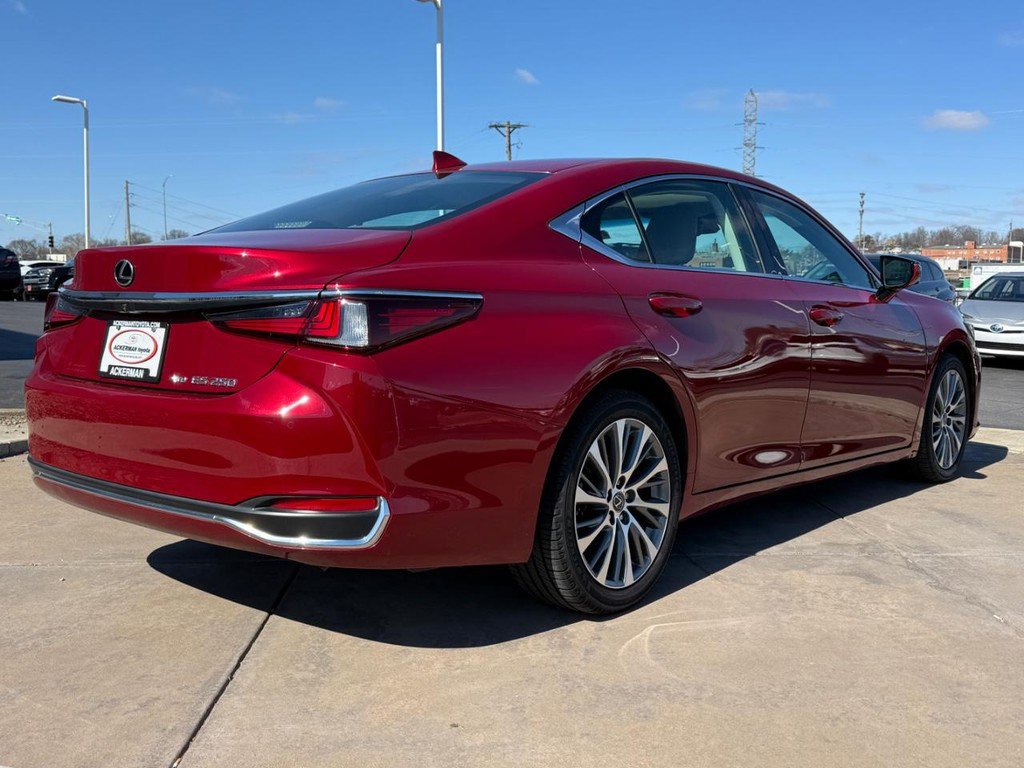 Used 2021 Lexus ES 250 w/ Premium Package image 5