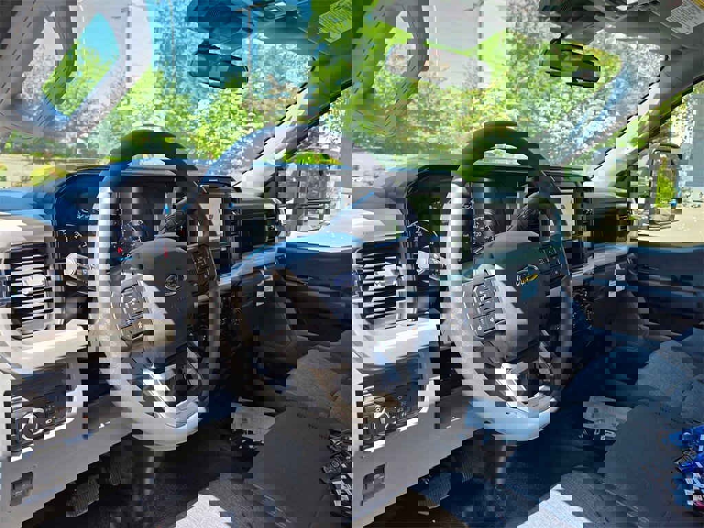 New 2025 Ford F350 XL image 10