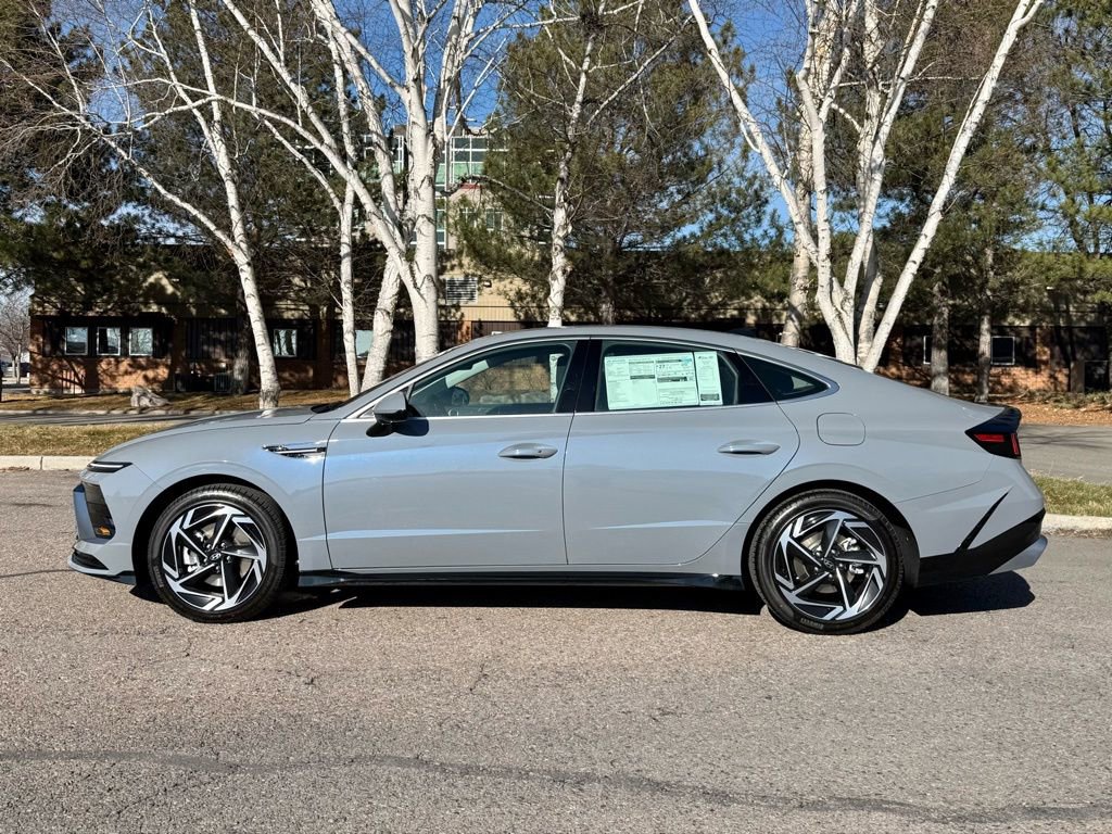 New 2026 Hyundai Sonata SEL image 3