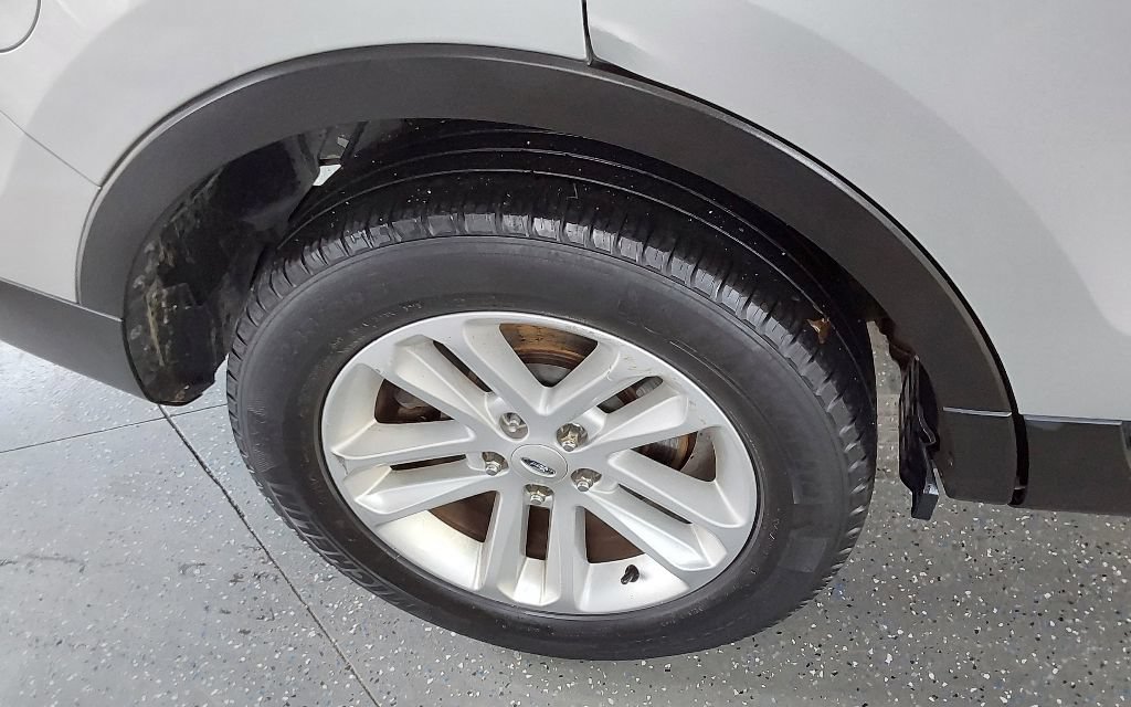 Used 2013 Ford Explorer FWD image 21