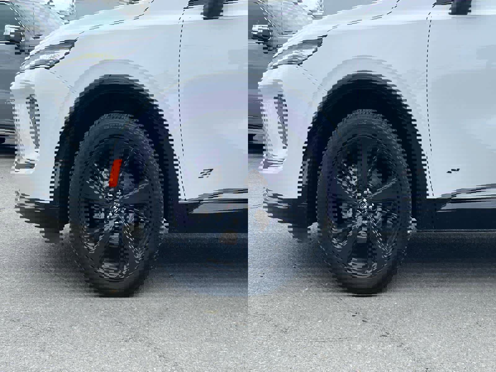 Certified 2025 Buick Envision Sport Touring image 11