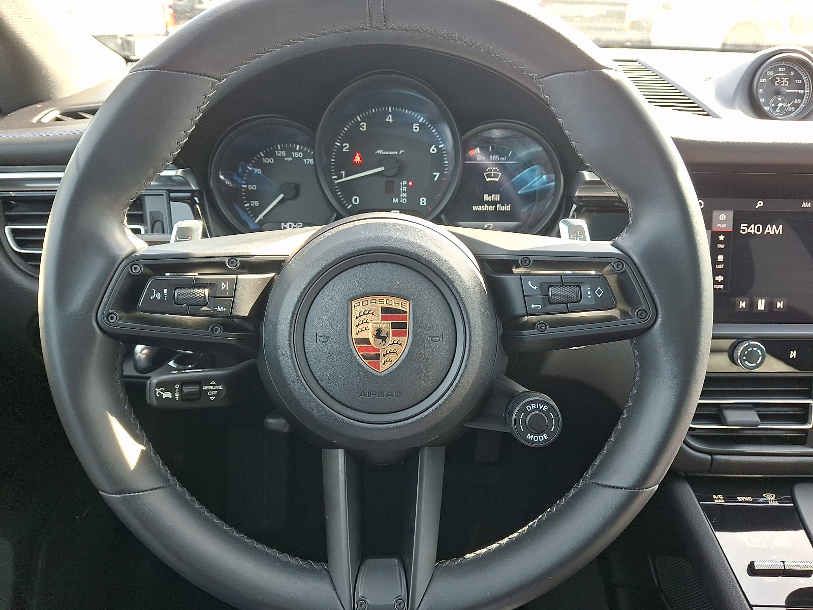 Used 2024 Porsche Macan Turbo image 27