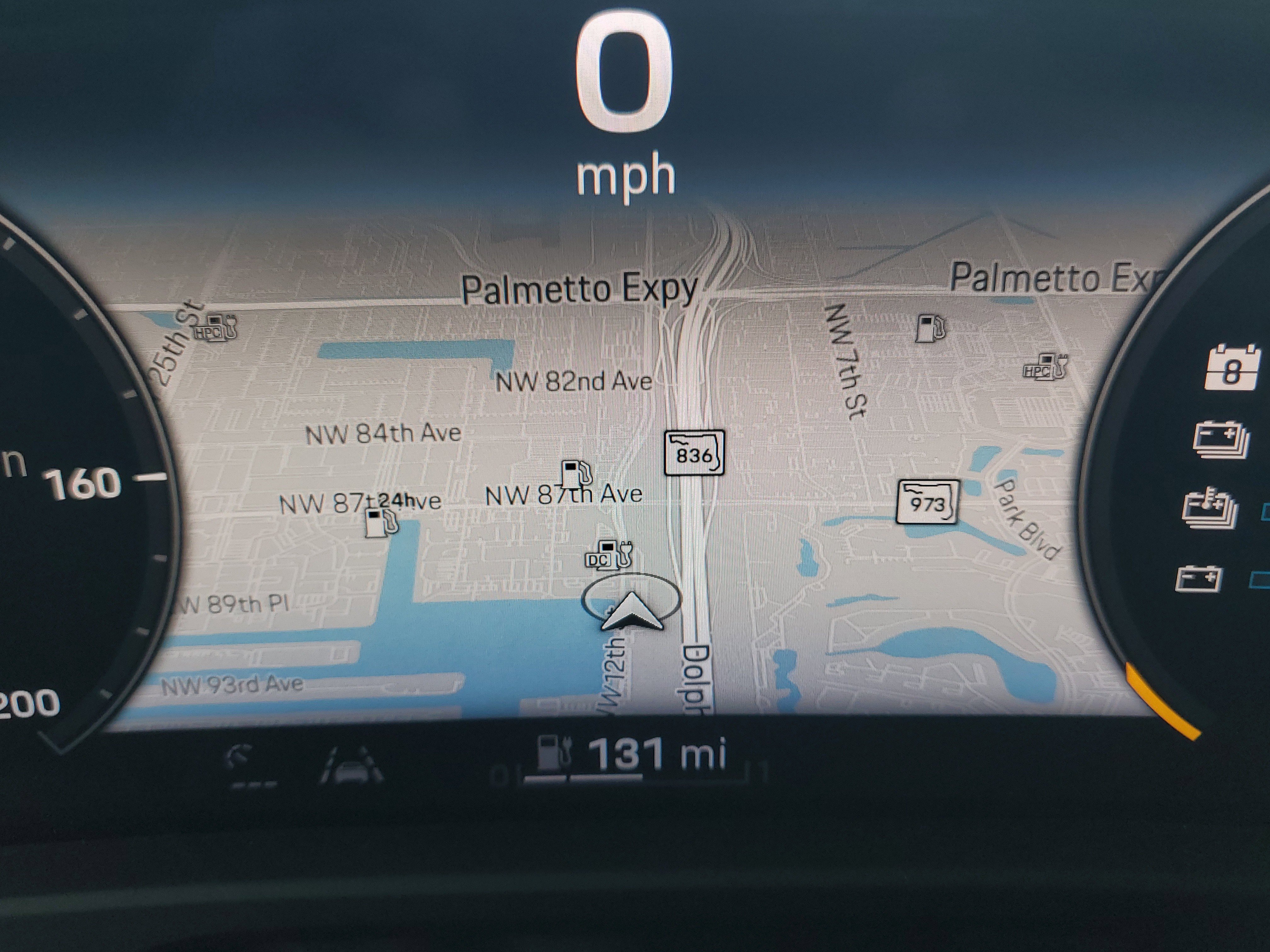 Used 2022 Porsche Taycan GTS image 27