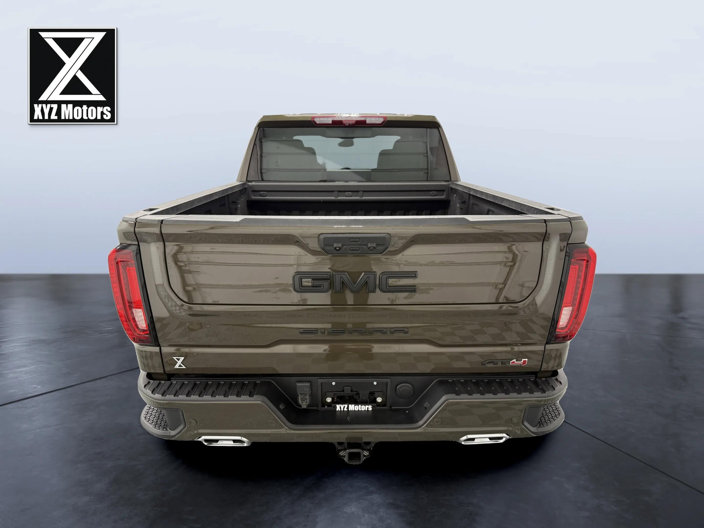 Used 2024 GMC Sierra 1500 AT4 w/ Technology Package image 5