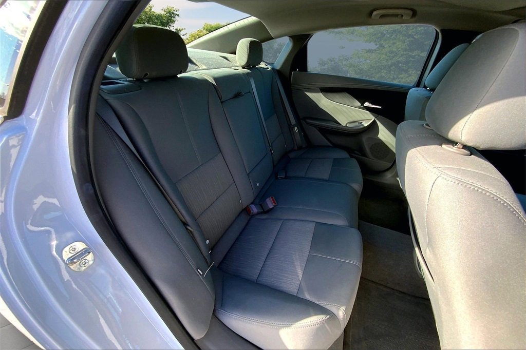 Used 2014 Chevrolet Impala LS w/ LS Convenience Package image 22