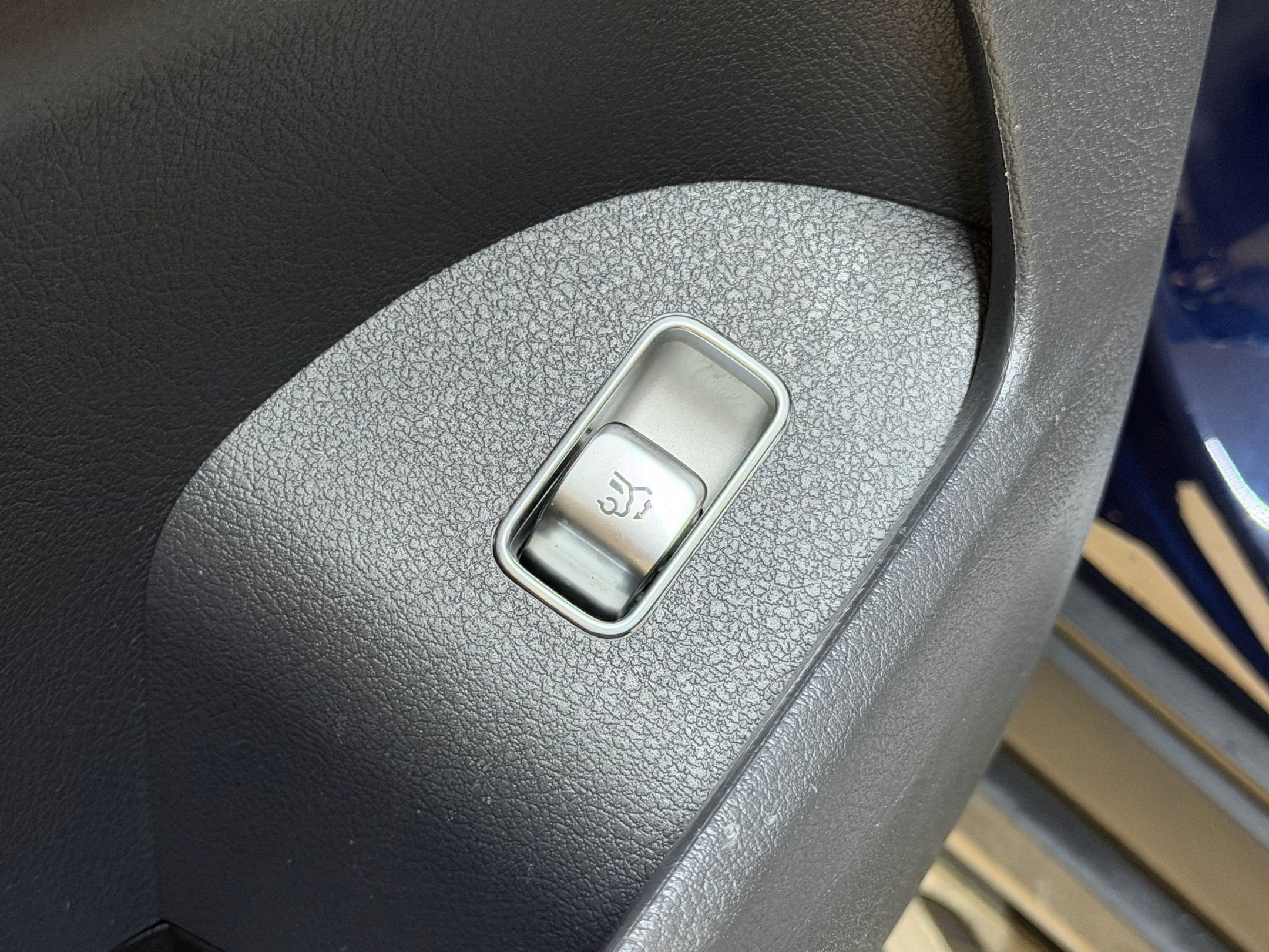 Used 2020 Mercedes-Benz GLS 450 4MATIC image 23