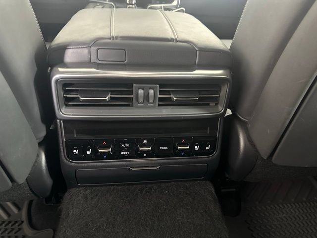 Used 2025 Lexus LX 700h Luxury w/ Appearance Package AWD/4WD image 21