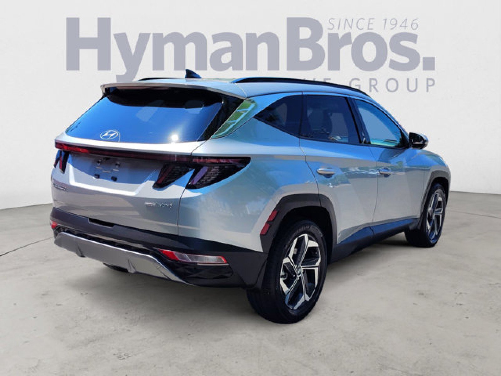 Used 2024 Hyundai Tucson Limited AWD/4WD image 3