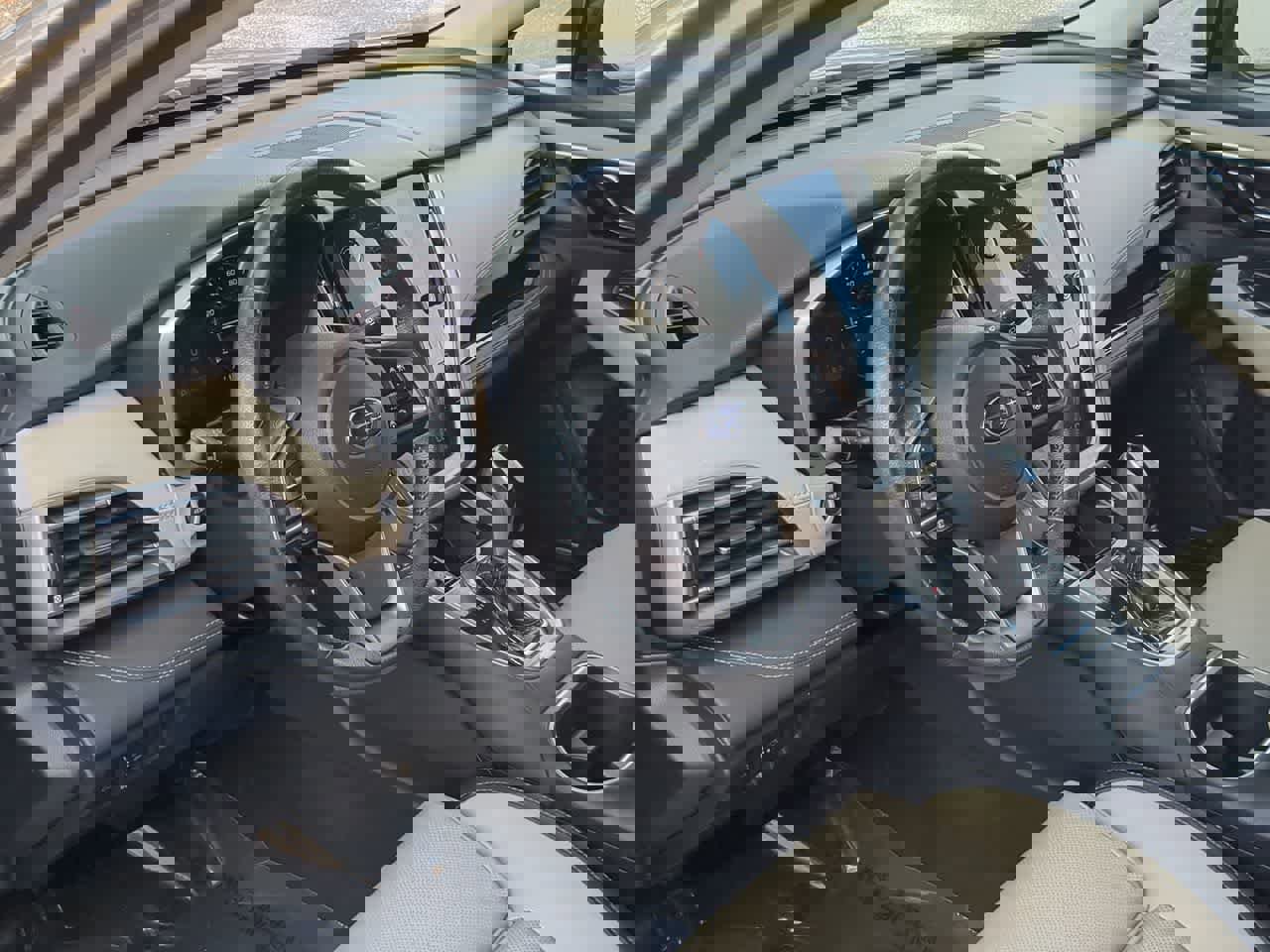 Used 2020 Subaru Outback Limited image 10