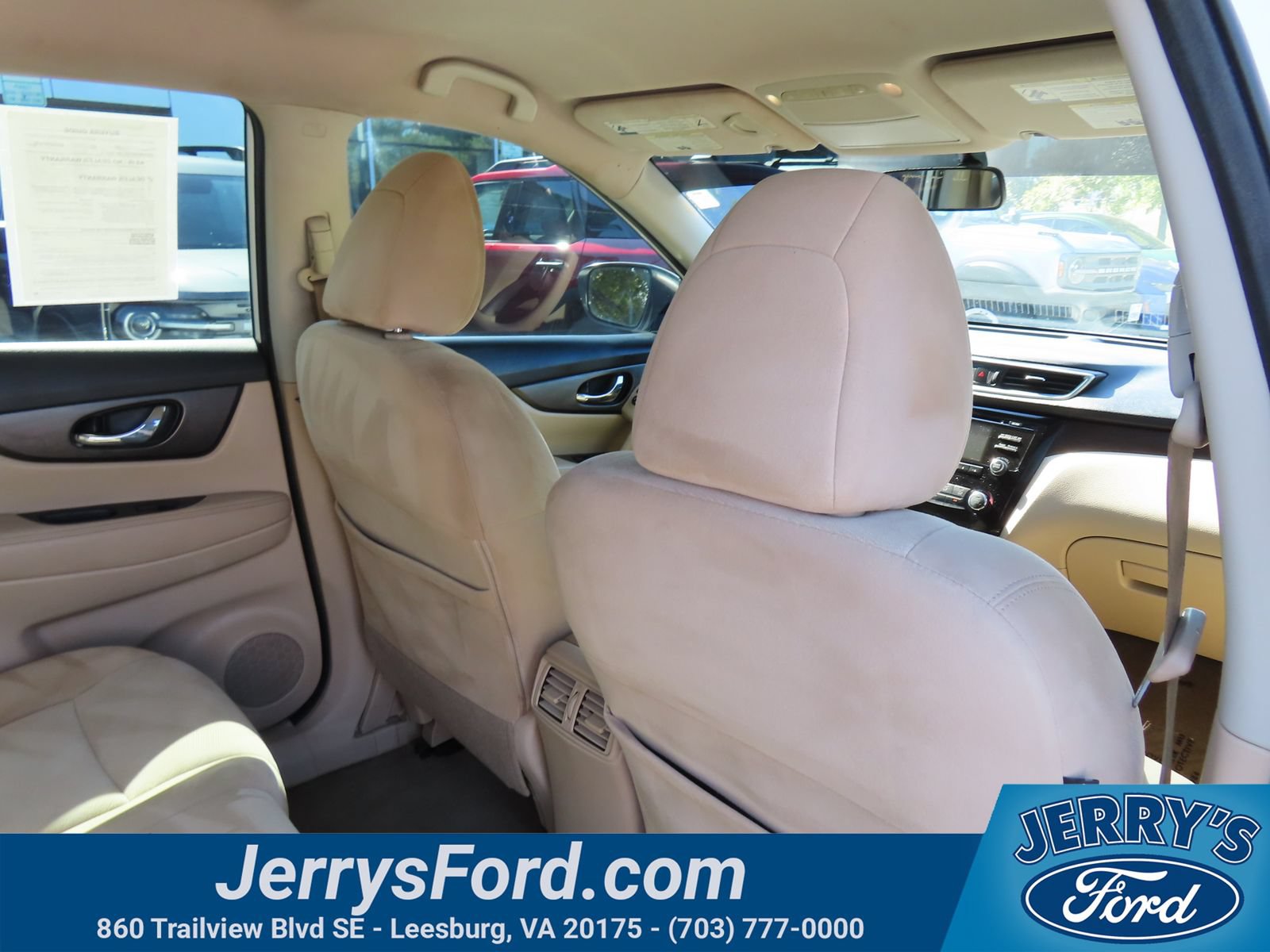 Used 2015 Nissan Rogue S AWD/4WD image 29