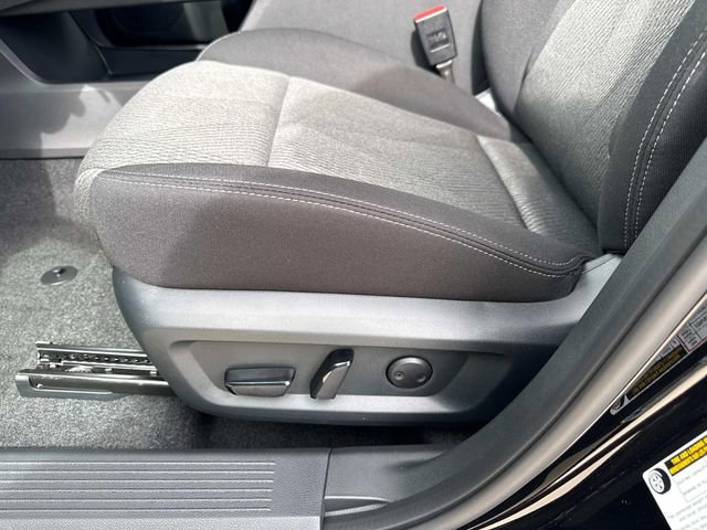 New 2026 Nissan Rogue SV FWD image 18