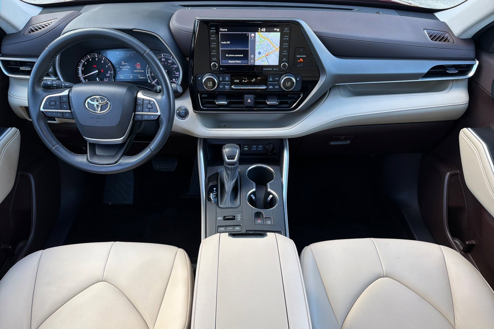 Used 2022 Toyota Highlander XLE image 17