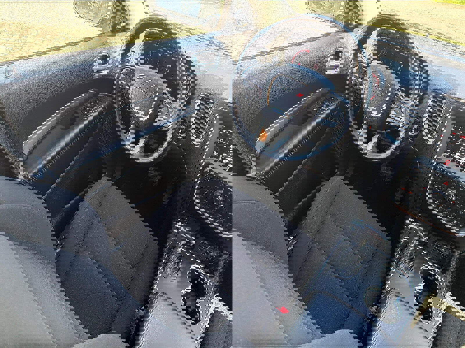 Used 2020 Dodge Durango SXT image 23