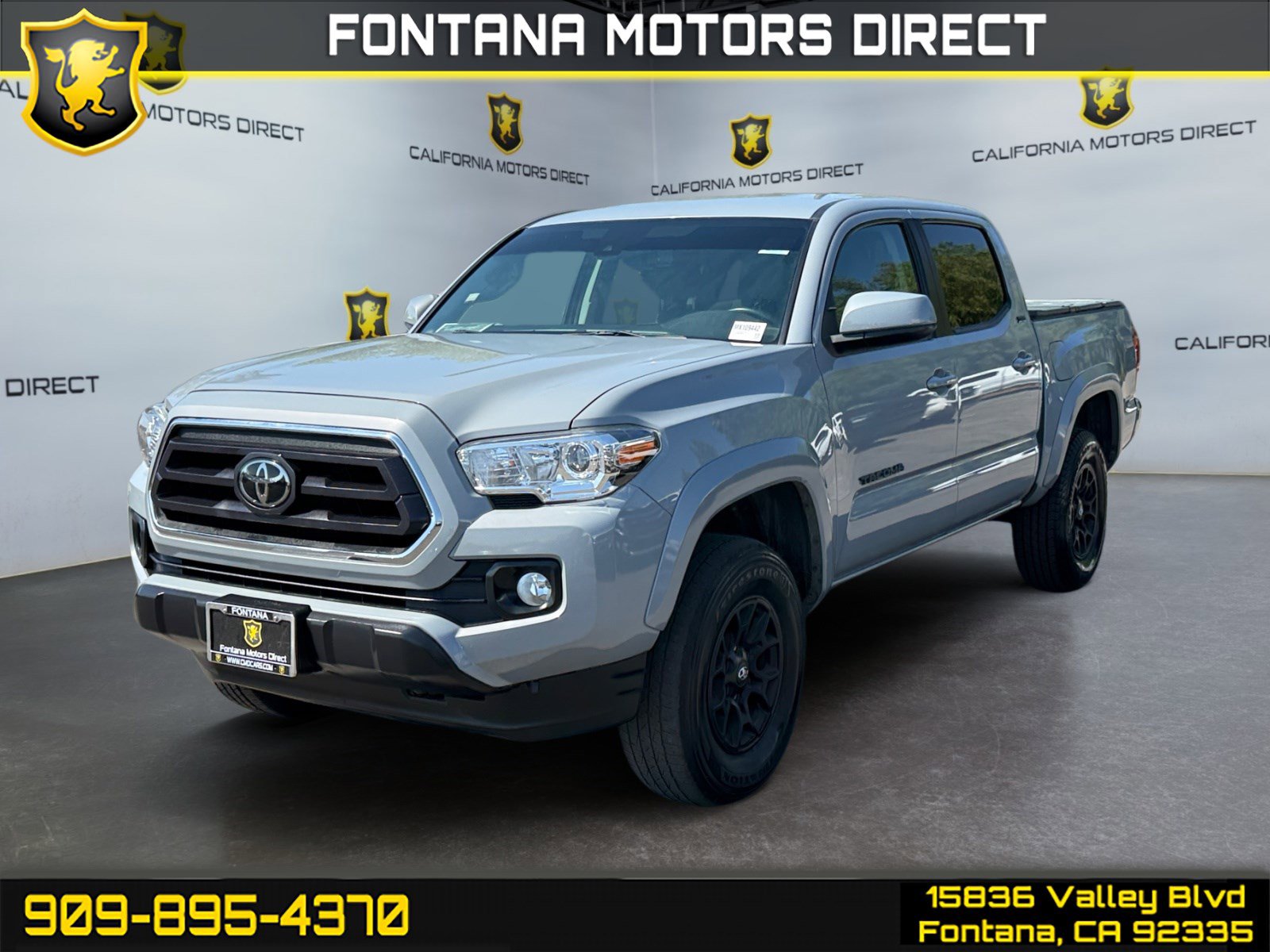 Used 2021 Toyota Tacoma SR5 w/ Blackout Package (TMS) image 1