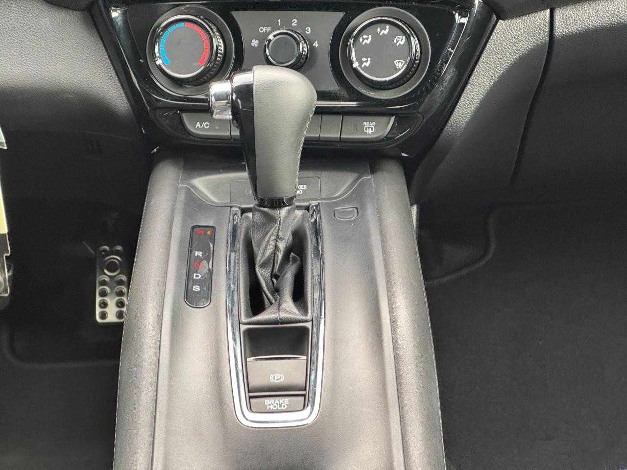 Certified 2022 Honda HR-V Sport image 14