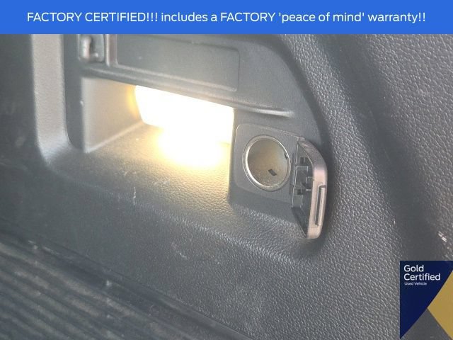 Used 2022 Ford Explorer XLT w/ Equipment Group 202A AWD/4WD image 14