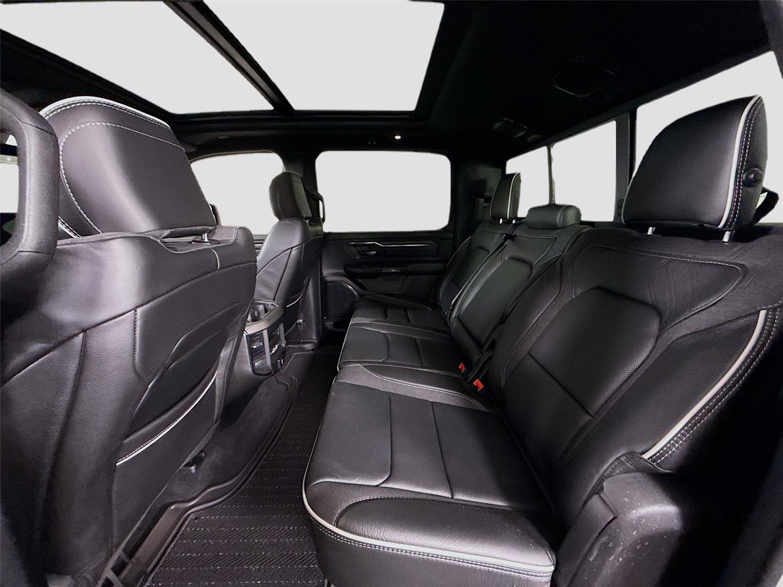 Used 2025 RAM 1500 Limited image 19