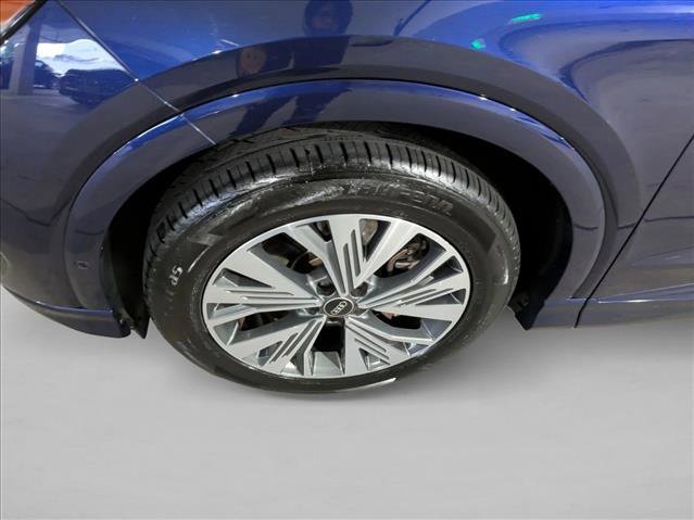 Used 2023 Audi Q4 e-tron Premium Plus w/ Premium Plus image 29